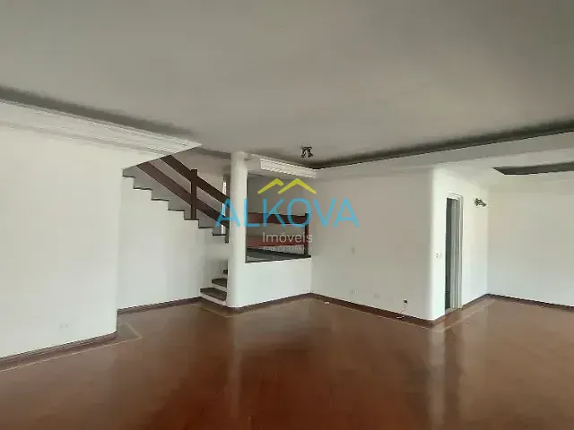 Sobrado com 480m² 4 quartos e 4 banheiros, à venda, no bairro Jardim Esplanada em São José dos Campos