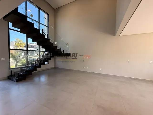 Sobrado com 300m² 3 quartos e 5 banheiros, à venda, no bairro Residencial Milano em Indaiatuba