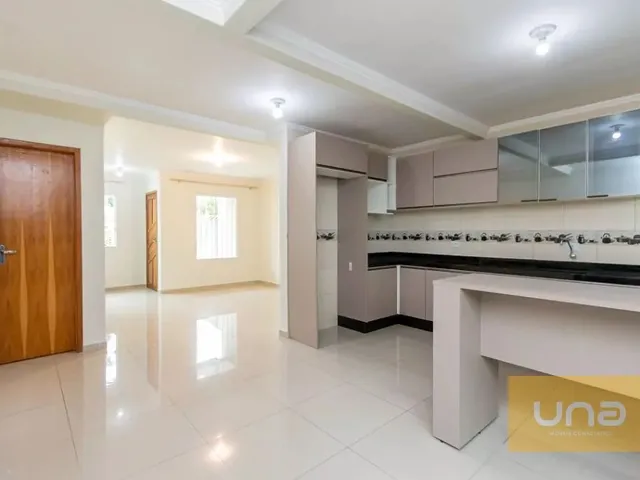 Sobrado com 110m² 2 quartos e 2 banheiros, à venda, no bairro Hauer em Curitiba
