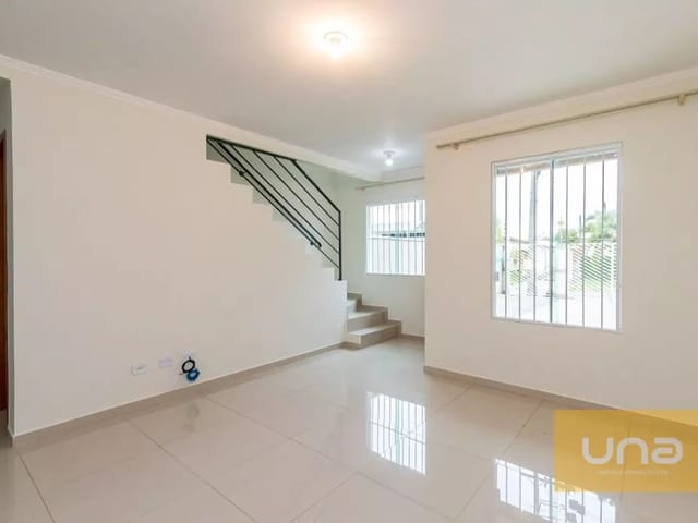 Casa com 110m² 2 quartos e 2 banheiros, à venda, no bairro Hauer em Curitiba