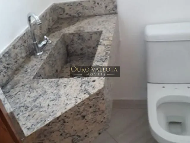Sobrado 3 quartos e 2 banheiros, para alugar, no bairro Parque Sevilha em São Paulo