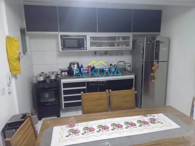 Sobrado com 125m² 3 quartos e 2 banheiros, à venda, no bairro Monte Castelo em São José dos Campos