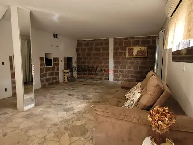 Sobrado com 250m², para alugar, no bairro Centro em Indaiatuba