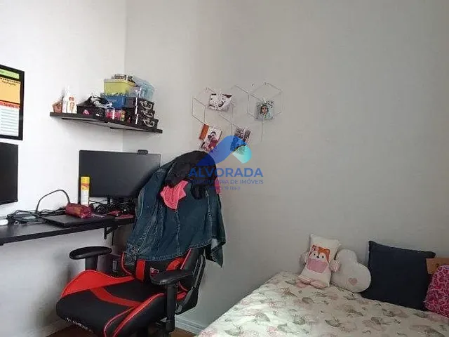 Sobrado com 125m² 3 quartos e 2 banheiros, à venda, no bairro Jardim das Indústrias em São José dos Campos