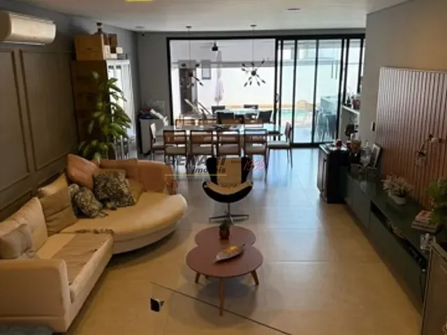Sobrado com 311m² 3 quartos e 5 banheiros, à venda, no bairro Jardim Piemonte em Indaiatuba