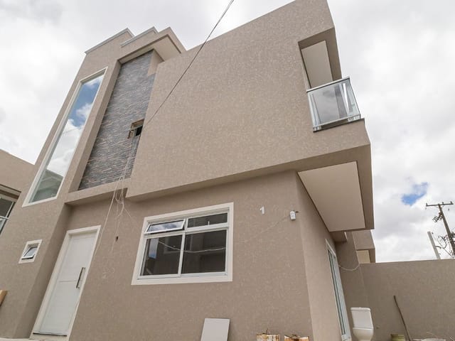 Sobrado com 90m² 3 quartos e 3 banheiros, à venda, no bairro Bairro Alto em Curitiba