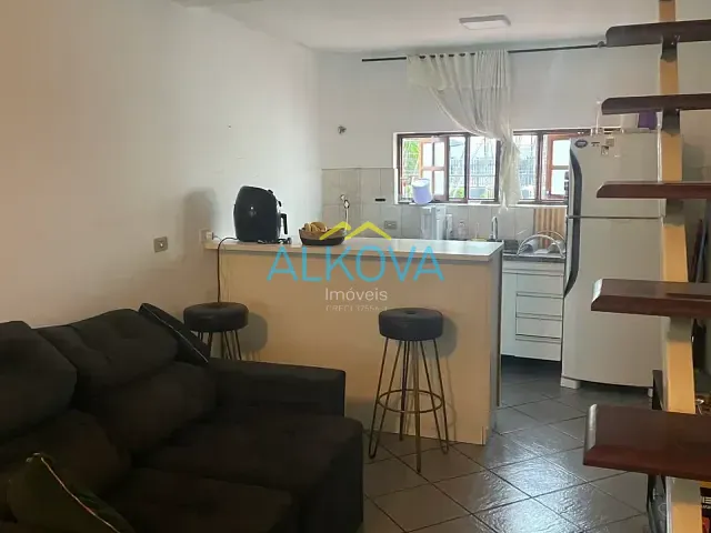 Sobrado 1 quarto e 1 banheiro, à venda, no bairro Vila Ema em São José dos Campos
