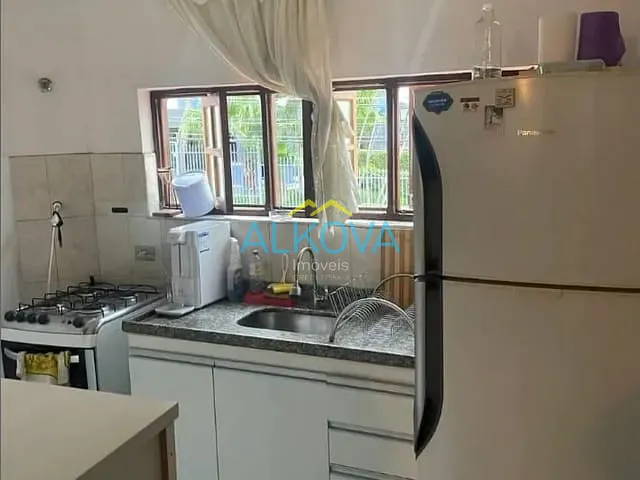 Sobrado 1 quarto e 1 banheiro, à venda, no bairro Vila Ema em São José dos Campos