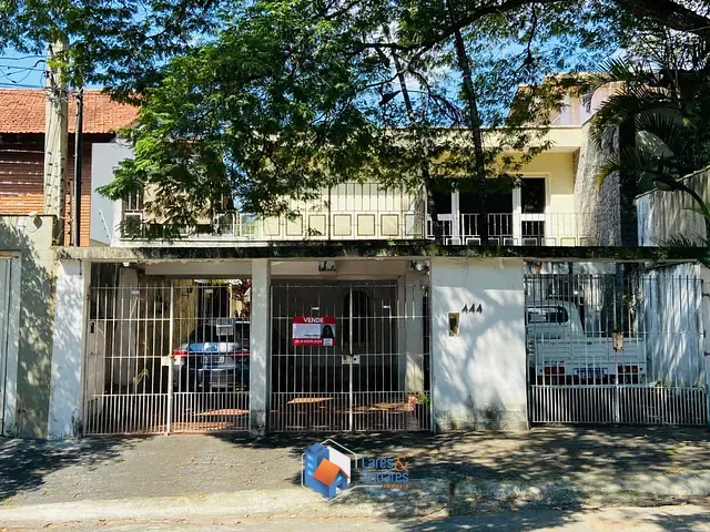 Sobrado com 354m² 4 quartos e 6 banheiros, à venda, no bairro Jardim Leonor em São Paulo