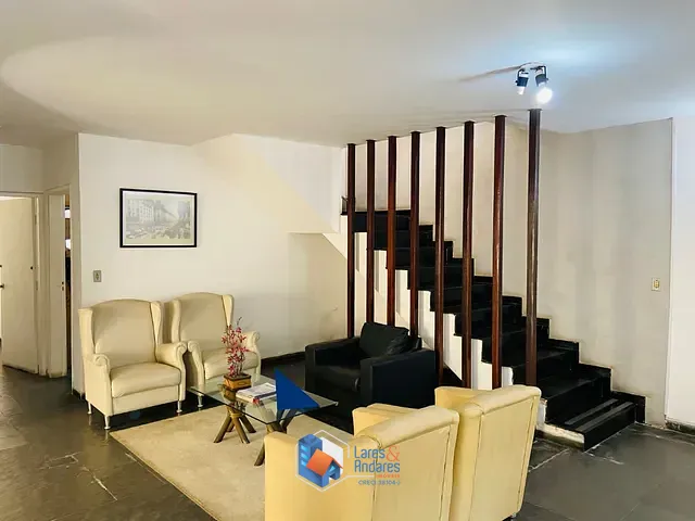 Sobrado com 354m² 4 quartos e 6 banheiros, à venda, no bairro Jardim Leonor em São Paulo