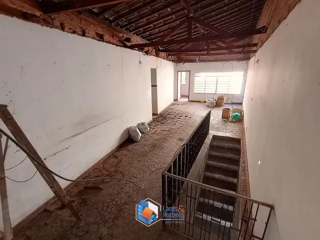 Sobrado com 429m² 7 quartos e 2 banheiros, à venda, no bairro Vila Mariza Mazzei em São Paulo