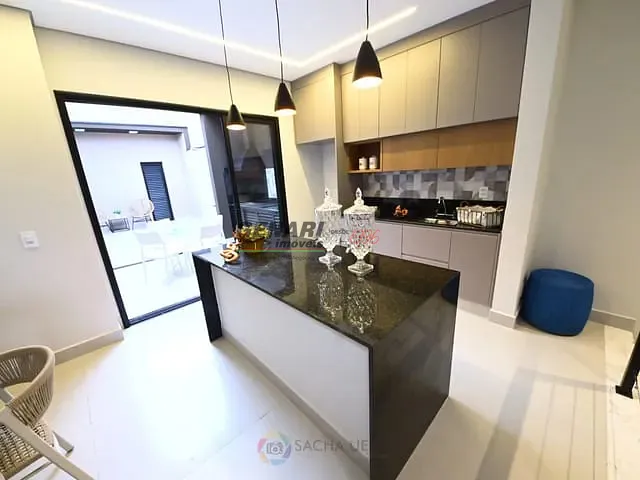 Sobrado com 200m² 3 quartos e 4 banheiros, à venda, no bairro Loteamento Park Gran Reserve em Indaiatuba