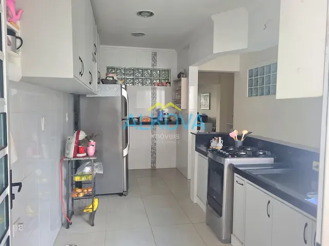 Sobrado com 130m² 2 quartos e 2 banheiros, à venda, no bairro Jardim Vale do Sol em São José dos Campos