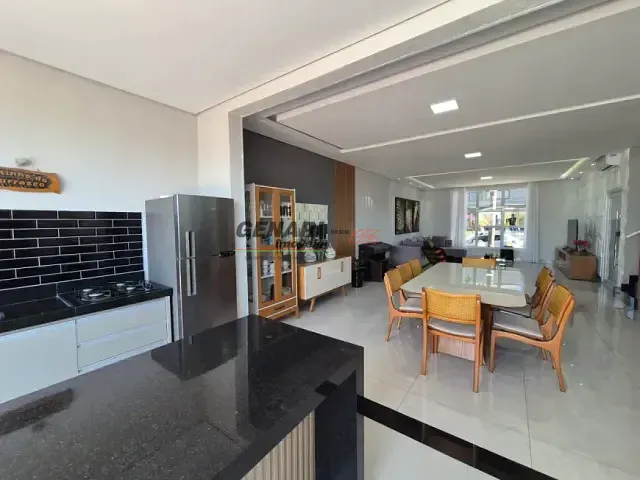 Sobrado com 301m² 3 quartos e 5 banheiros, à venda, no bairro Jardim Piemonte em Indaiatuba
