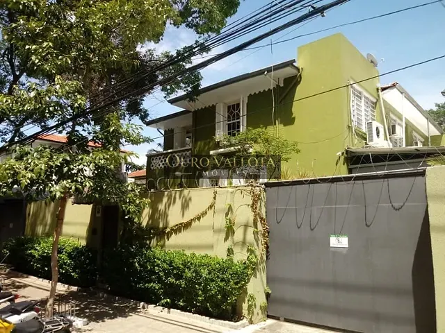Sobrado com 700m², à venda, no bairro Higienópolis em São Paulo