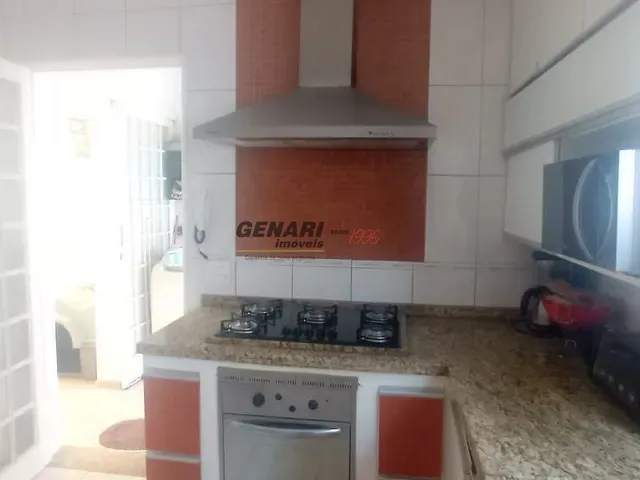 Sobrado com 300m² 4 quartos e 3 banheiros, à venda, no bairro Jardim Sevilha em Indaiatuba