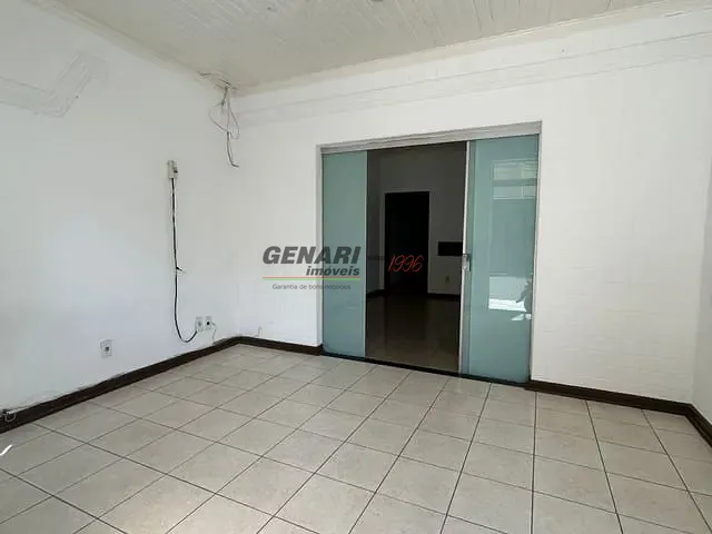 Sobrado com 100m² 2 quartos e 1 banheiro, à venda, no bairro Centro em Indaiatuba