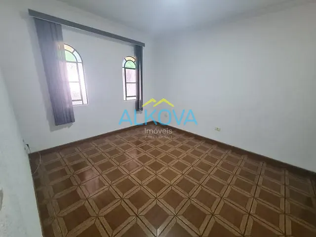 Sobrado com 150m² 3 quartos e 2 banheiros, à venda, no bairro Bosque dos Eucaliptos em São José dos Campos