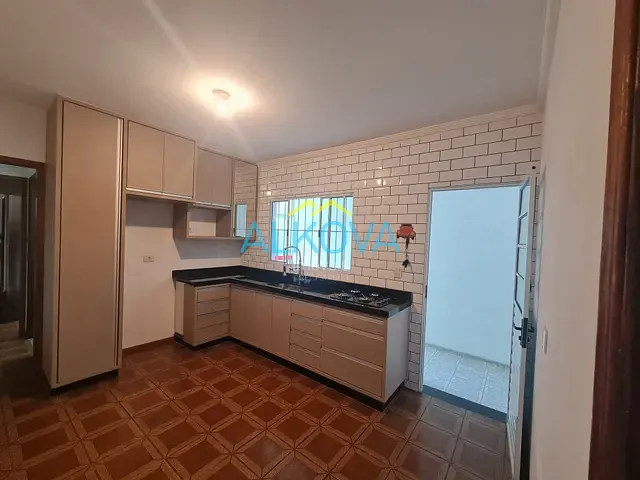 Sobrado com 150m² 3 quartos e 2 banheiros, à venda, no bairro Bosque dos Eucaliptos em São José dos Campos