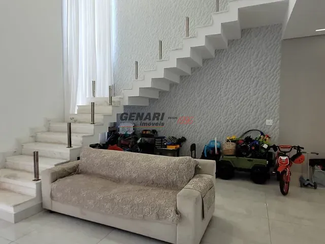 Sobrado com 150m² 3 quartos e 5 banheiros, para alugar, no bairro Parque São Lourenço em Indaiatuba