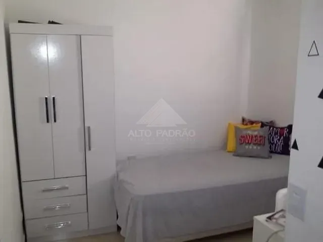 Sobrado com 250m² 3 quartos e 2 banheiros, à venda, no bairro Jardim Mauá em Mauá