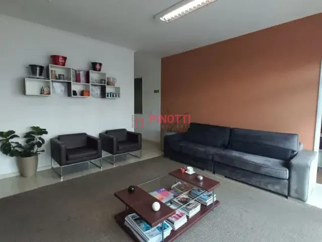 Sobrado à venda ou para alugar, no bairro Vila Baeta Neves em São Bernardo do Campo
