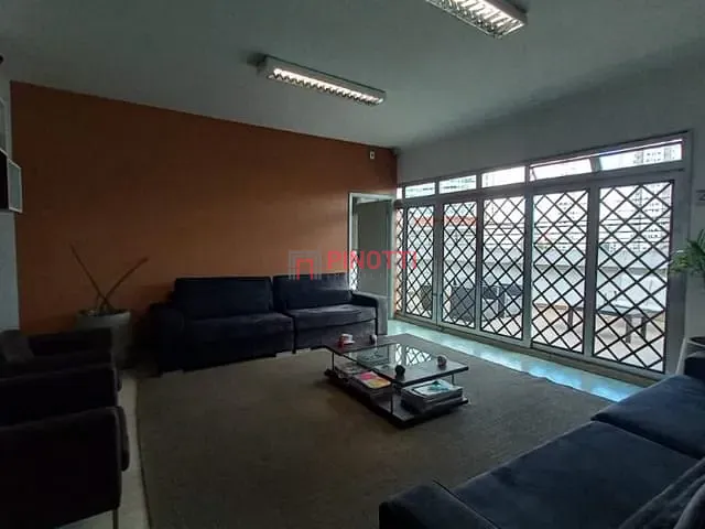 Sobrado à venda ou para alugar, no bairro Vila Baeta Neves em São Bernardo do Campo