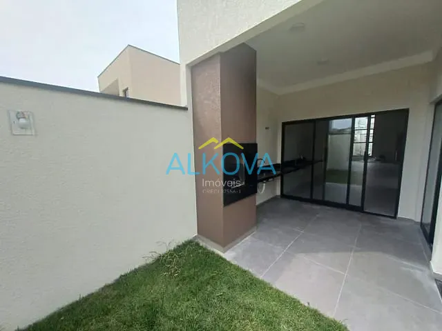 Sobrado com 175m² 3 quartos e 2 banheiros, à venda, no bairro Portal dos Passaros em São José dos Campos