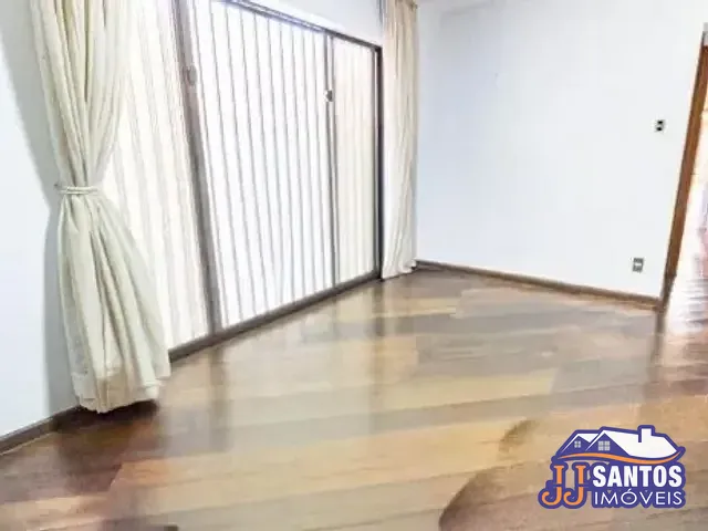 Sobrado com 230m² 4 quartos e 3 banheiros, à venda ou para alugar, no bairro Vila Bertioga em São Paulo