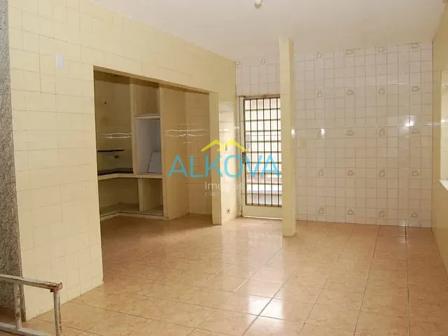 Sobrado com 240m², à venda, no bairro Jardim Bela Vista em São José dos Campos