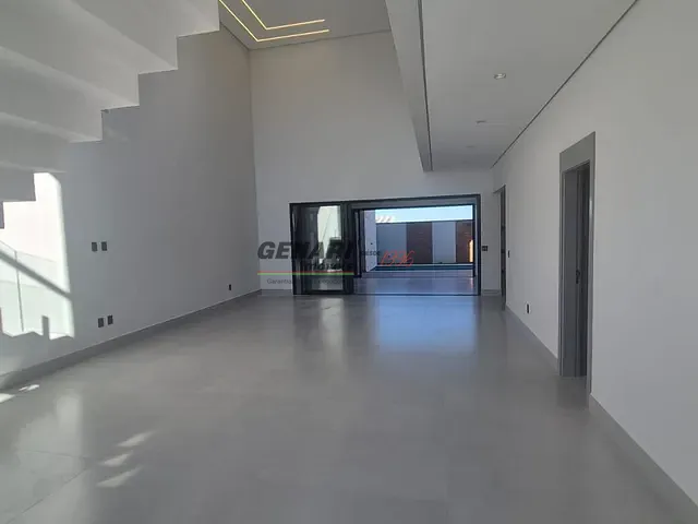 Sobrado com 300m² 4 quartos e 6 banheiros, à venda, no bairro Jardim Residencial Dona Maria Candida em Indaiatuba