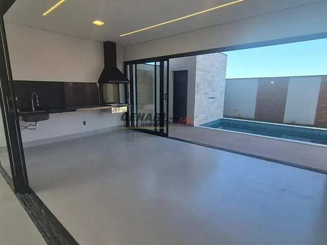 Sobrado com 300m² 4 quartos e 6 banheiros, à venda, no bairro Jardim Residencial Dona Maria Candida em Indaiatuba