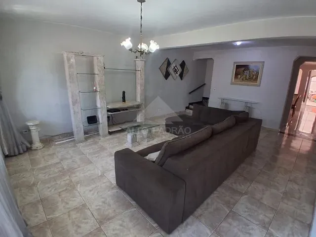 Sobrado com 125m² 3 quartos e 2 banheiros, à venda, no bairro Jardim Guapituba em Mauá