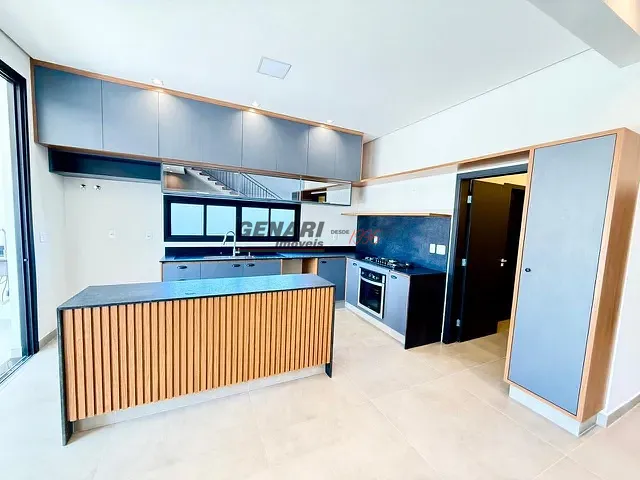 Sobrado com 360m² 3 quartos e 5 banheiros, à venda, no bairro Jardim Villa Sapezal em Indaiatuba