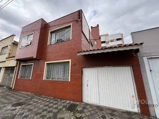 Sobrado com 247m² 4 quartos e 3 banheiros, à venda ou para alugar, no bairro São Francisco em Curitiba