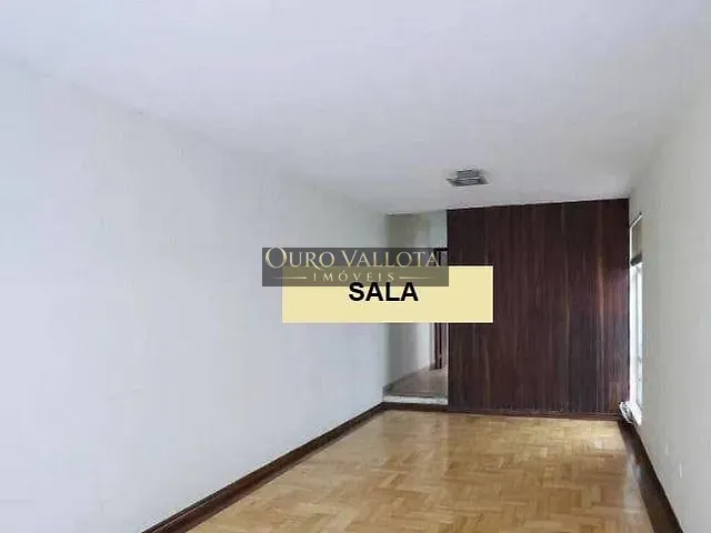 Sobrado com 200m² 4 quartos e 5 banheiros, à venda, no bairro Moema em São Paulo