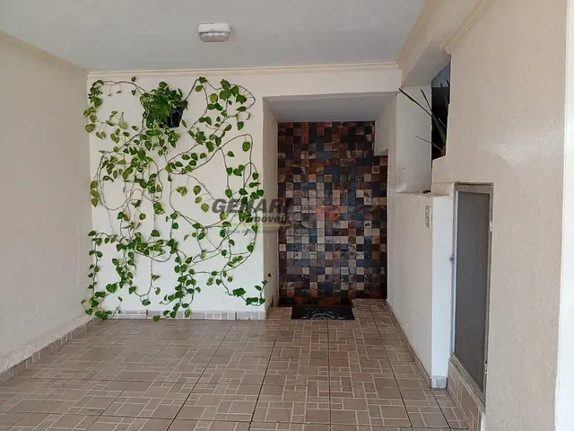 Sobrado com 249m² 3 quartos e 2 banheiros, à venda, no bairro Vila Rubens em Indaiatuba