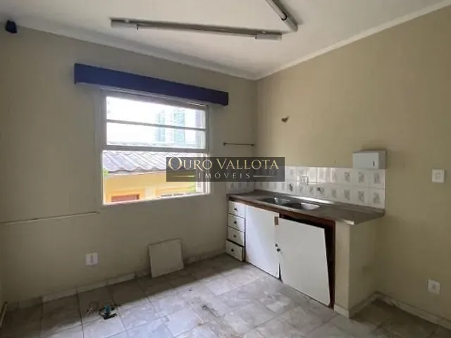 Sobrado com 360m² 3 quartos e 3 banheiros, para alugar, no bairro Santo Amaro em São Paulo