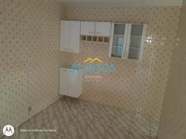 Sobrado com 250m² 4 quartos e 2 banheiros, à venda, no bairro Bosque dos Eucaliptos em São José dos Campos