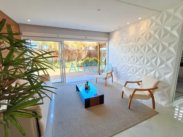 Sobrado com 287m² 4 quartos e 3 banheiros, à venda, no bairro Loteamento Floresta em São José dos Campos