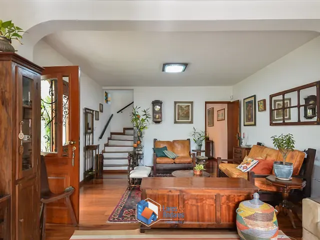 Sobrado com 210m² 4 quartos e 5 banheiros, à venda, no bairro Sumaré em São Paulo