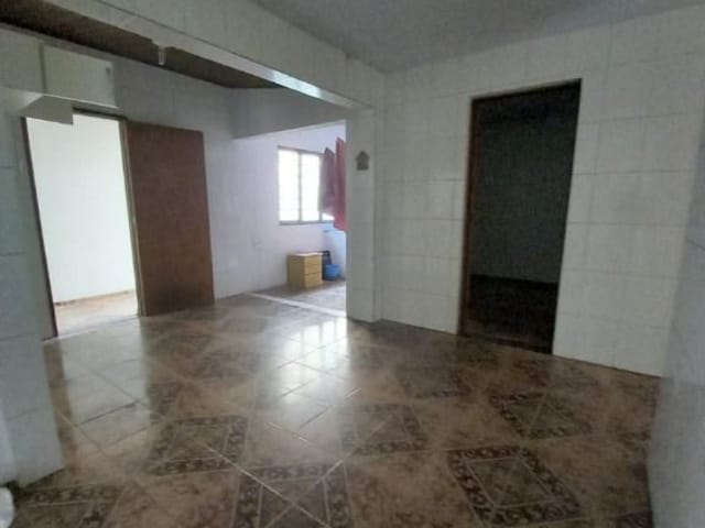 Sobrado com 200m² 6 quartos e 3 banheiros, à venda, no bairro Jardim Vitoria em Arujá