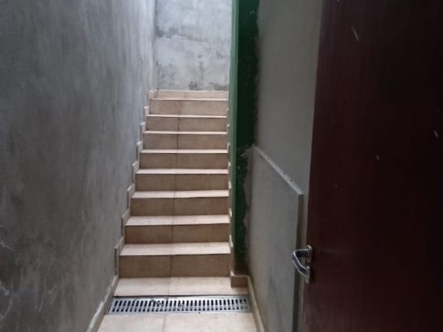 Sobrado com 200m² 6 quartos e 3 banheiros, à venda, no bairro Jardim Vitoria em Arujá