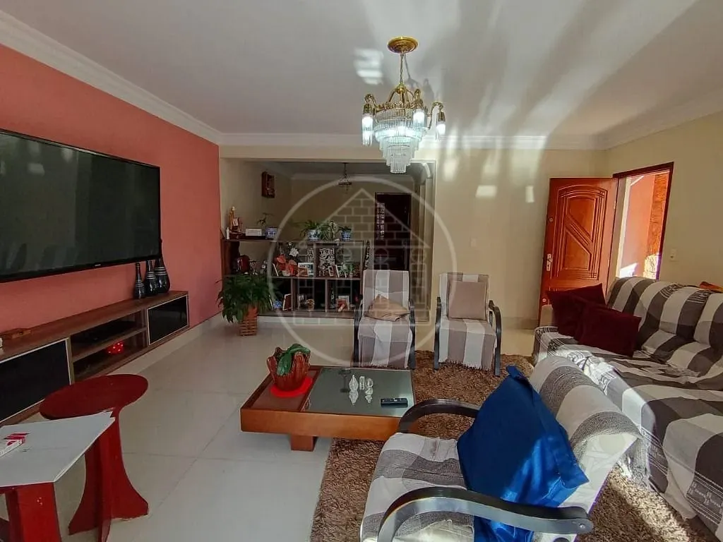 Sobrado, 3 quartos, 272 m² - Foto 2