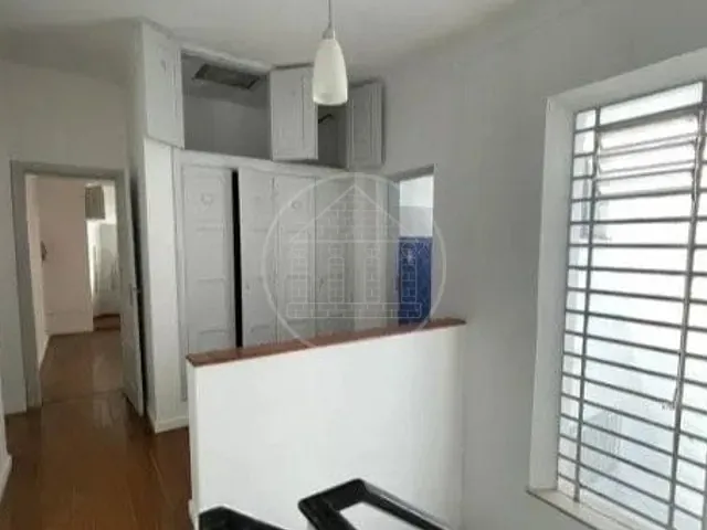 Sobrado com 270m² 5 quartos e 3 banheiros, à venda, no bairro Jardim Três Corações em São Paulo