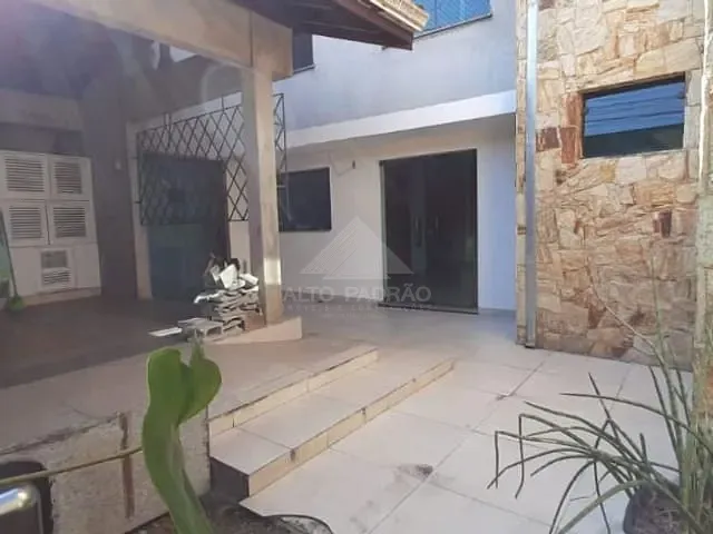 Sobrado com 200m² 3 quartos e 4 banheiros, para alugar, no bairro Vila Bocaina em Mauá