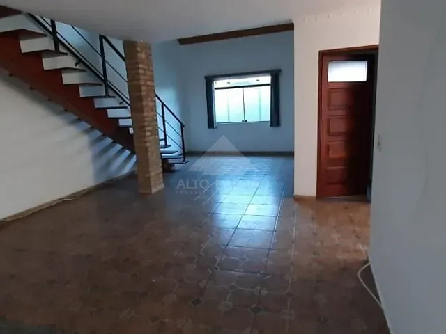Sobrado com 200m² 3 quartos e 4 banheiros, para alugar, no bairro Vila Bocaina em Mauá
