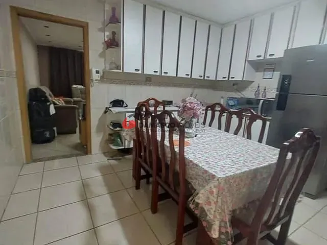 Sobrado com 121m² 2 quartos e 2 banheiros, à venda, no bairro Osvaldo Cruz em São Caetano do Sul