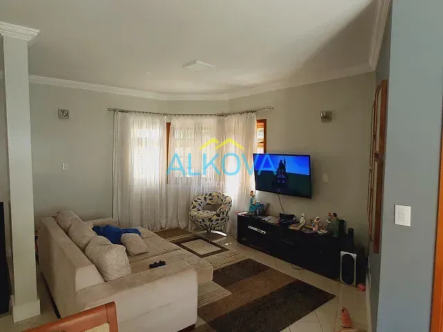 Sobrado com 328m² 3 quartos e 3 banheiros, à venda, no bairro Urbanova em São José dos Campos