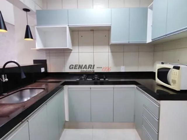 Sobrado com 137m² 3 quartos e 2 banheiros, à venda, no bairro Vila Brizzola em Indaiatuba